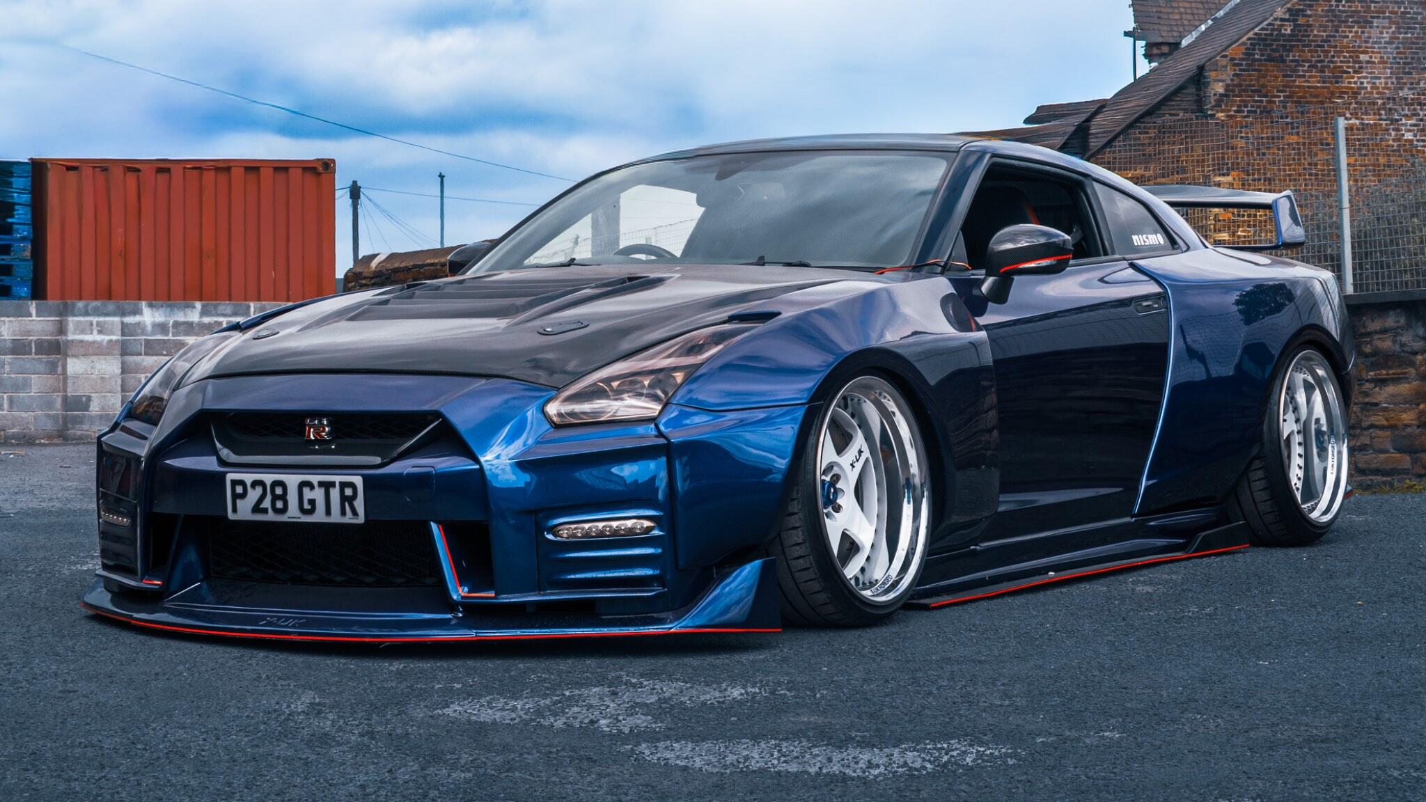Used Nissan GT-R 2011 Cars For Sale | Autotrader UK
